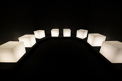 Die Dunkelbar in Form eines Hufeisens Die Dunkelbar in Form eines Hufeisens