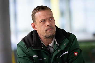 Simon Schmidhöfer: "Arbeitsplatz mit der richtigen Balance gefunden." Porträt Simon Schmidhöfer